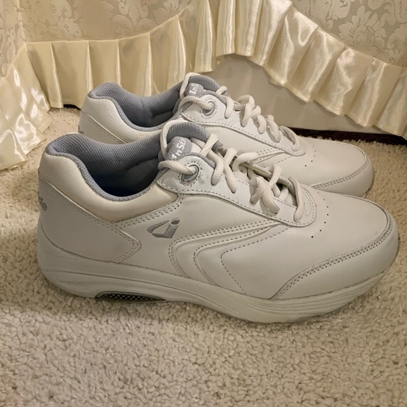 INSTRIDE SURE FLEX WOMENS LEATHER SNEAKERS - Picture 13 of 13